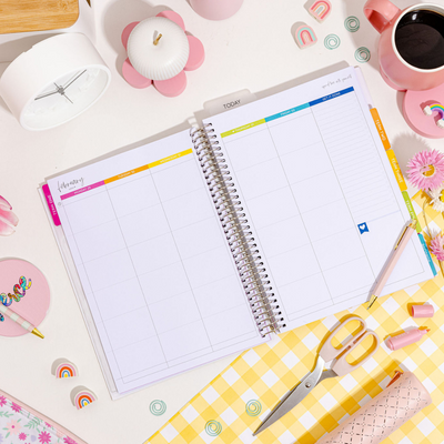 Daisies | 2024 Signature Weekly | Brights