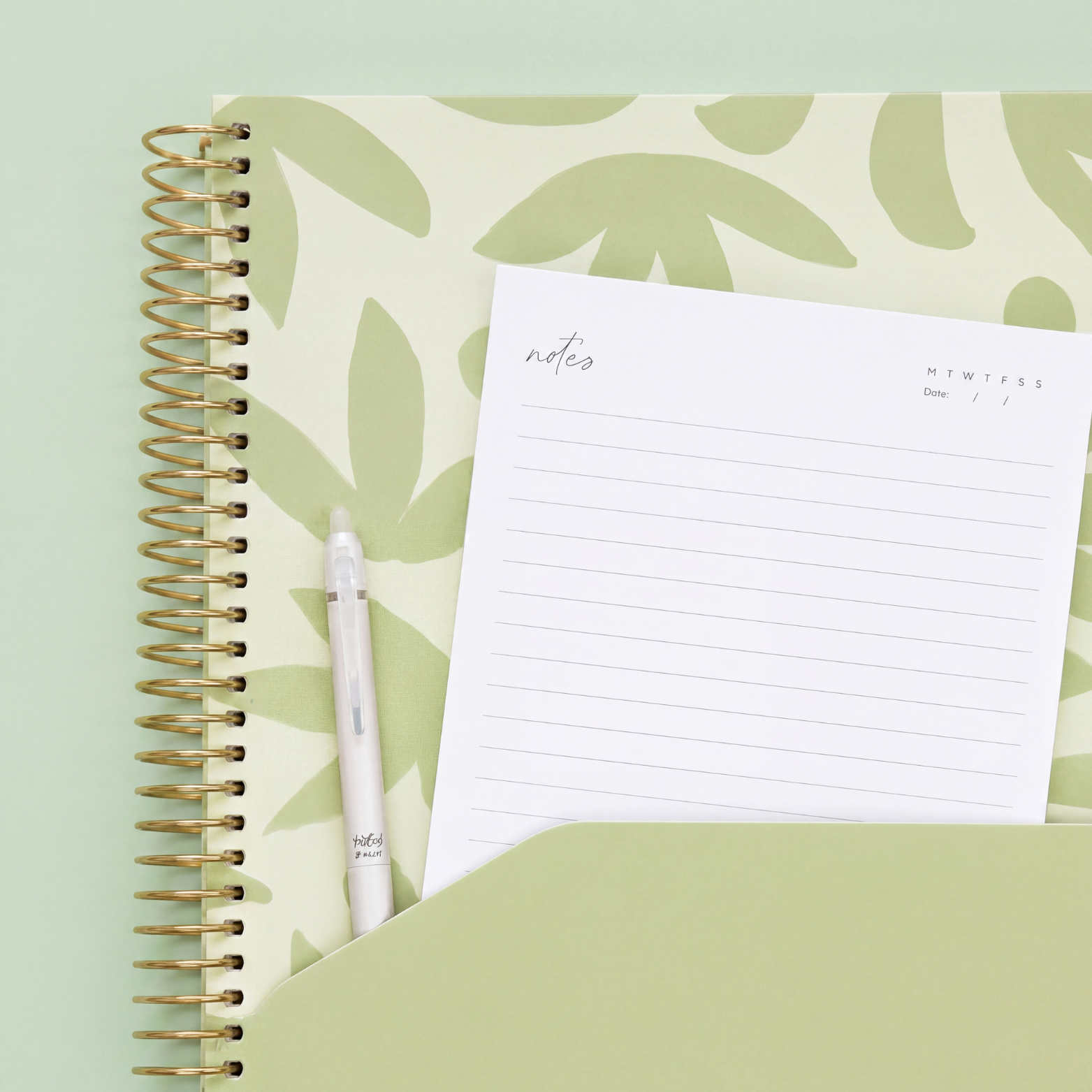 Internal planner pocket with lined notes page and pen, perfect for storing teaching resources, lesson notes and documents.